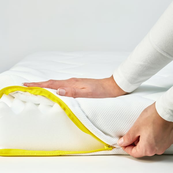 UNDERLIG Foam mattress for junior bed, white, 27 1/2x63 "