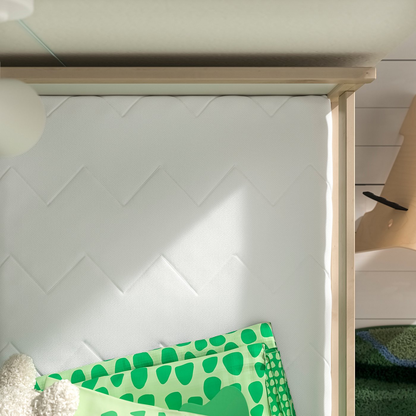 UNDERLIG foam mattress for junior bed, white, 70x160 cm (271/2x63