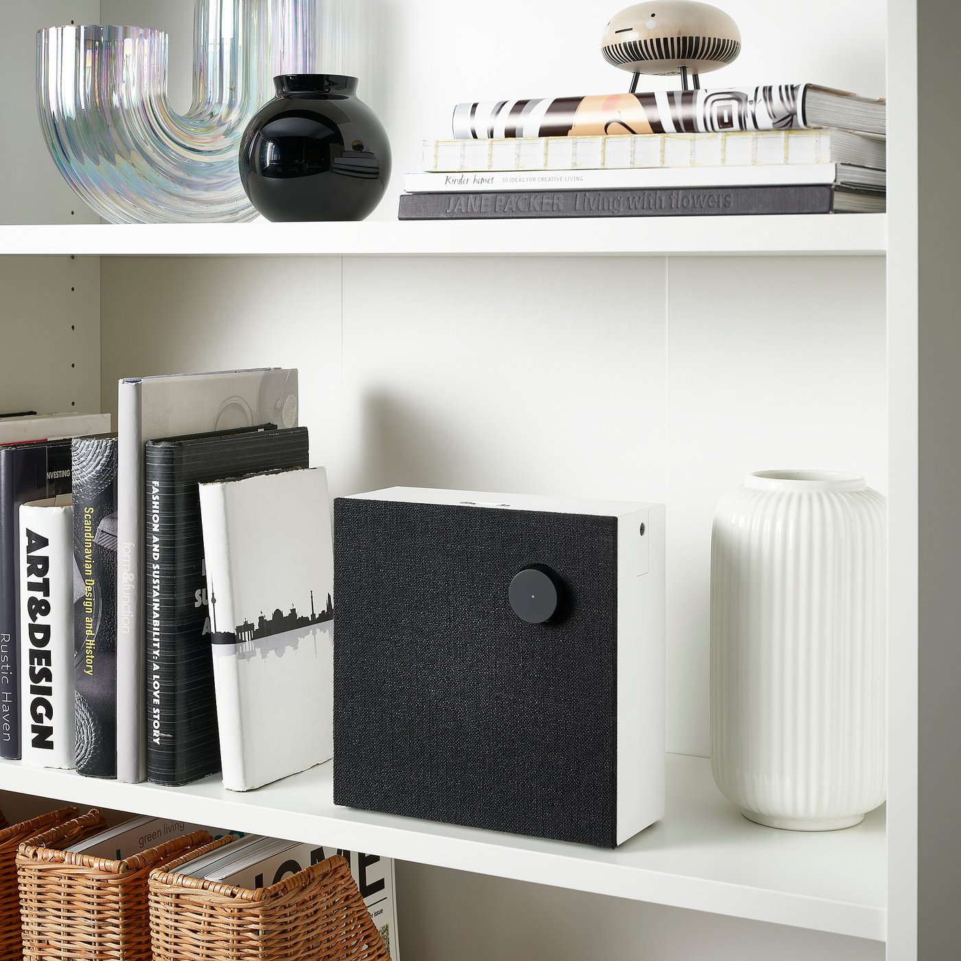 VAPPEBY bluetooth speaker, gen 3 white/black, 20x20 cm (8x8