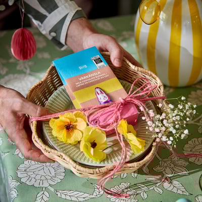 VÅRKÄNSLA Bag of milk chocolate bunnies, 3 oz