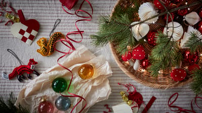 Winter holiday shop