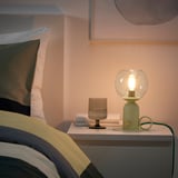ÅSKMULLER Lampe de table, intensité lumineuse réglable jaune clair/vert, 9 "