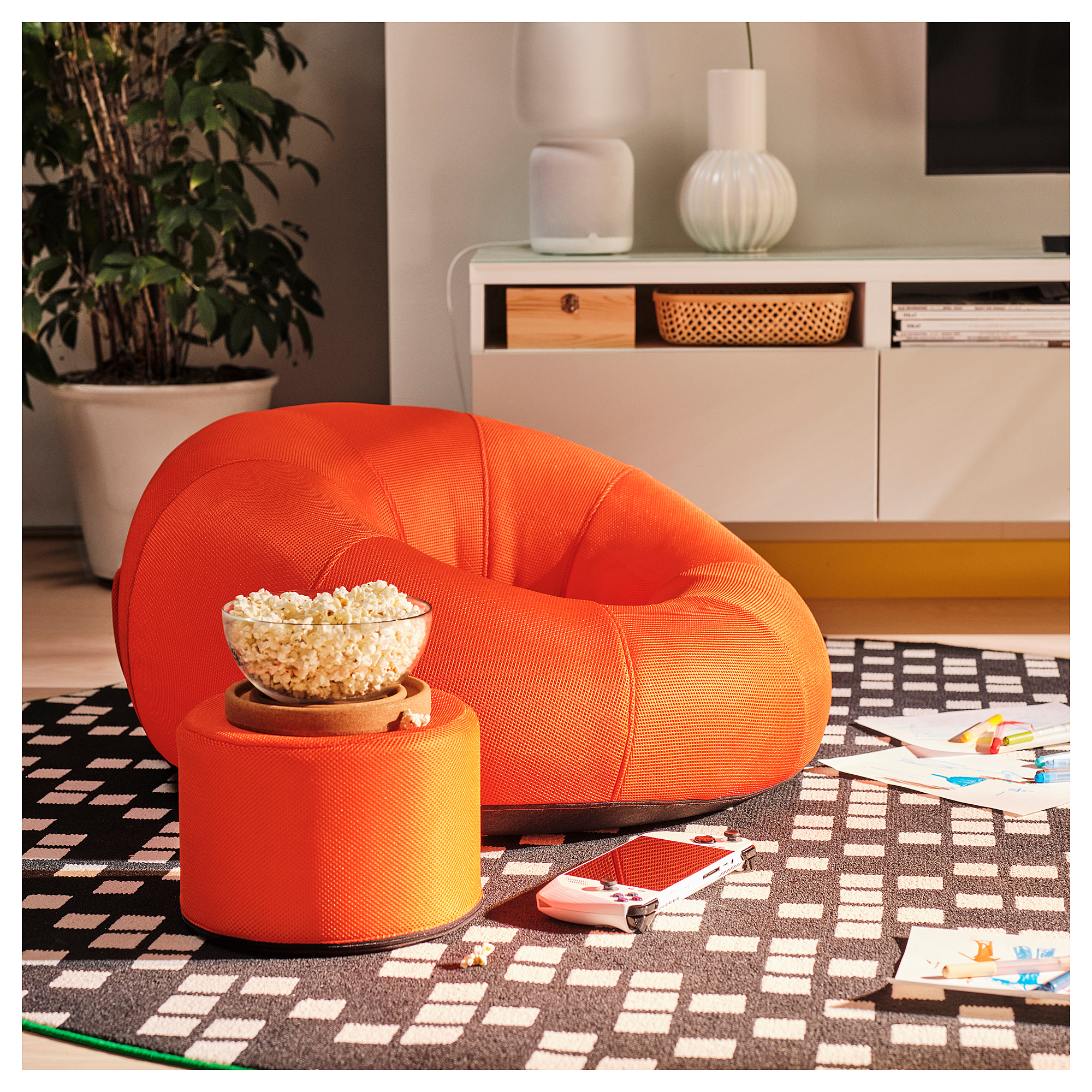BRÄNNBOLL Fauteuil de jeu gonflable, orange vif