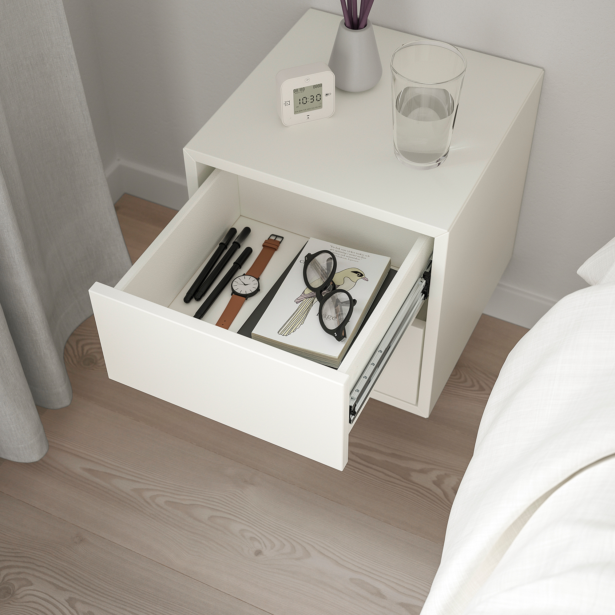 EKET Armoire murale à 2 tiroirs, blanc. Magasinez chez IKEA® IKEA