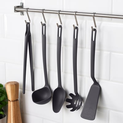 IKEA 365+ HJÄLTE Spatule pour wok, acier inox, noir. Trouvez-le