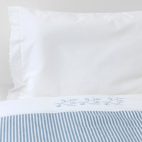 Gulsparv Housse Couette Et Taie P Lit Bebe Raye Bleu 110x125 35x55cm Magasinez Chez Ikea Ikea
