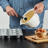 KUSTFYR Spatule en caoutchouc, noir/blanc