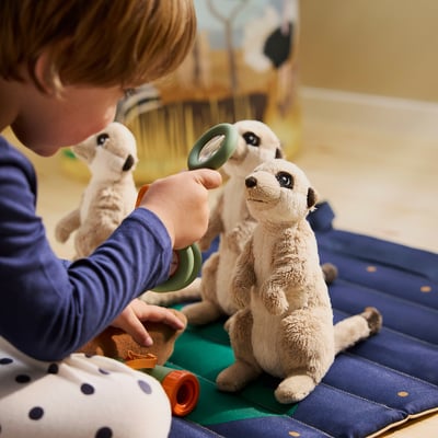 SANDLÖPARE Peluche, suricate/beige, 7 ¾ "