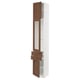 SEKTION / MAXIMERA Armoire haute pte vitr/2 tir/2 ptes, blanc Enköping/brun effet noyer, 15x15x90 "