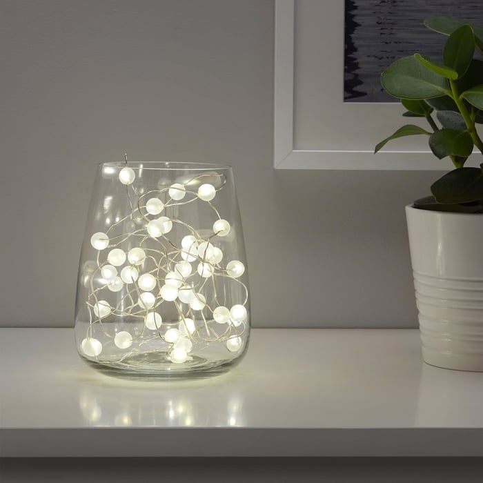 SNÖYRA Guirlande lumineuse DEL 40 ampoules, intérieur, à pile gris argent. IKEA Canada IKEA CA