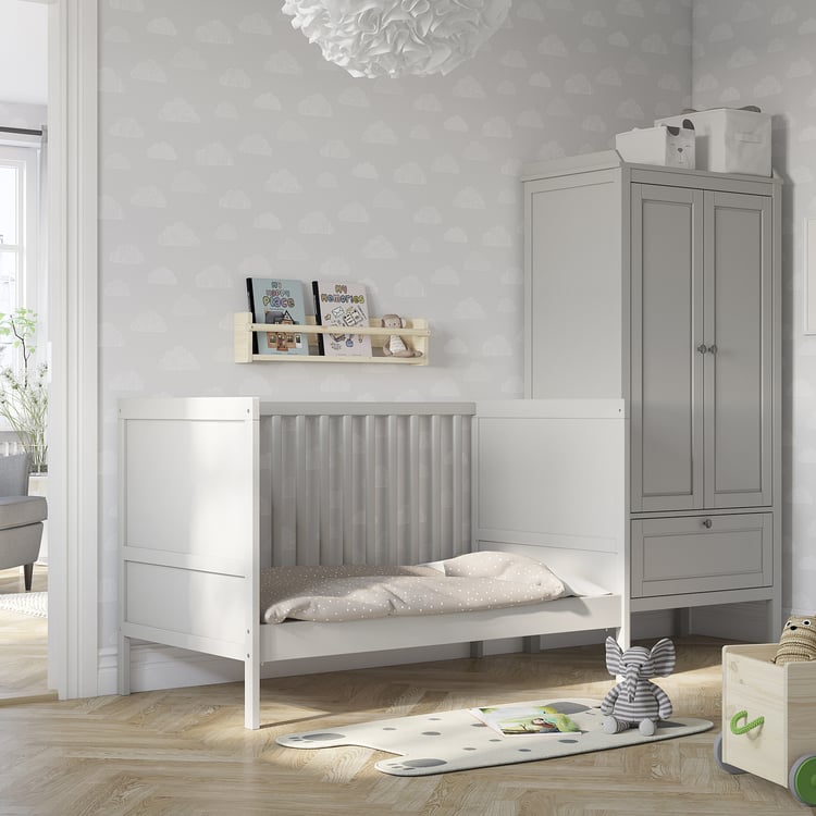 SUNDVIK lit de bébé, gris, 70x132 cm (271/2x52