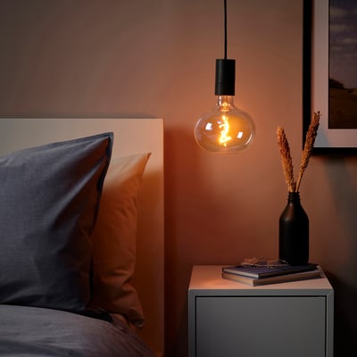 SUNNEBY / MOLNART Suspension avec ampoule, noir/Elliptique multicolore