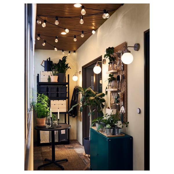 SVARTRÅ Guirlande lumineuse DEL 20 ampoules, noir/extérieur