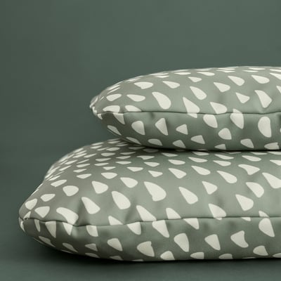 UTSÅDD Coussin pour animaux, gris-vert/blanc cassé, 13x15 "