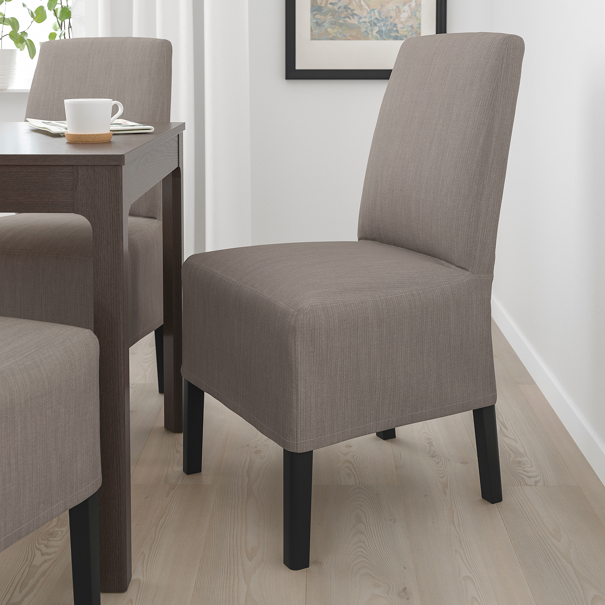 BERGMUND Stuhl mit halblangem Bezug, schwarz/Nolhaga grau/beige