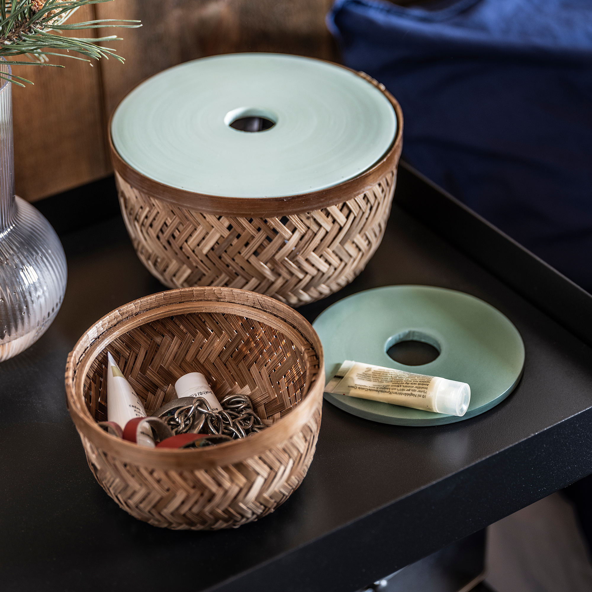 LUSTIGKURRE Korb mit Deckel 2er-Set, Bambus/türkis - IKEA Schweiz