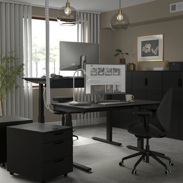 MITTZON Schreibtisch sitz/steh, elektrisch schwarz gebeiztes Eschenfurnier/schwarz, 140x60 cm
