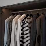ÖVERSIDAN LED-Lichtleiste/Kleidersch + Sensor, dimmbar dunkelgrau, 96 cm