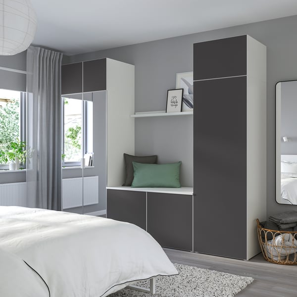 PLATSA Kleiderschrank mit 8 Türen, weiß STRAUMEN Spiegelglas/SKATVAL dunkelgrau, 260x57x221 cm