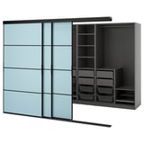 SKYTTA / PAX Kleiderschrank+Schiebetüren begehb., schwarz dunkelgrau/Mehamn hellblau, 276x160x205 cm