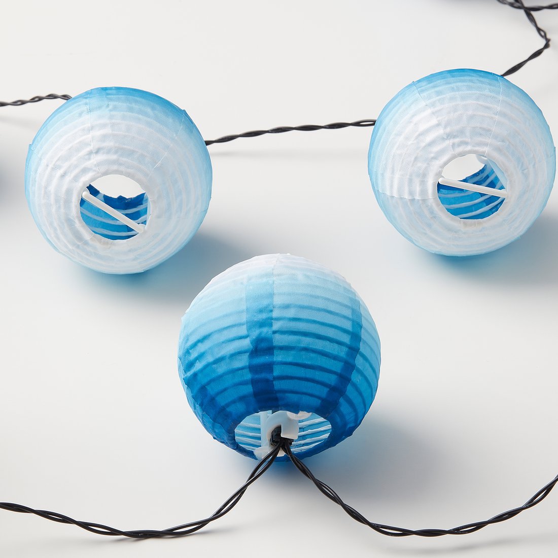 SOLVINDEN Lichterkette (12), LED, für draußen rund/blau getönt - IKEA