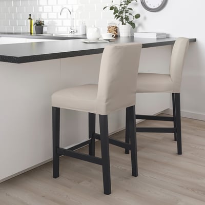 BERGMUND Bar stool with backrest, counter height black/Hallarp beige, 62 cm