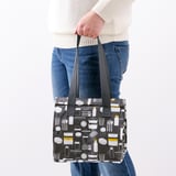 FLADDRIG Lunch bag, patterned grey, 25x16x27 cm