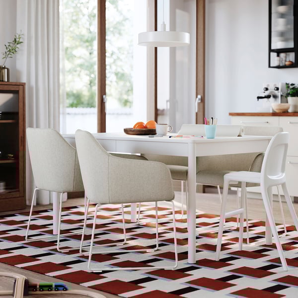 TONSTAD / TOSSBERG Table and 4 chairs, off-white/Gunnared beige white, 140/196x85 cm
