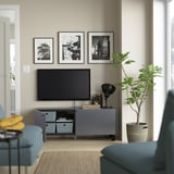 BESTÅ Banc TV avec portes, brun noir/Riksviken/Stubbarp effet étain noir brossé, 120x42x48 cm