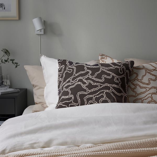GULDFLY Housse de coussin, blanc cassé/jaune-beige, 50x50 cm