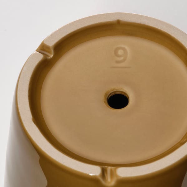 KLOTLÖNN Pot avec coupelle, intérieur/extérieur/jaune foncé beige clair, 9 cm
