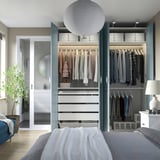 PAX / FJÄREHALS Combinaison armoire, blanc/bleu gris clair, 200x60x236 cm
