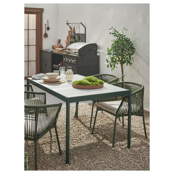 SEGERÖN Table et 4 chaises à accoudoirs, extérieur vert foncé/Frösön/Duvholmen beige, 147 cm
