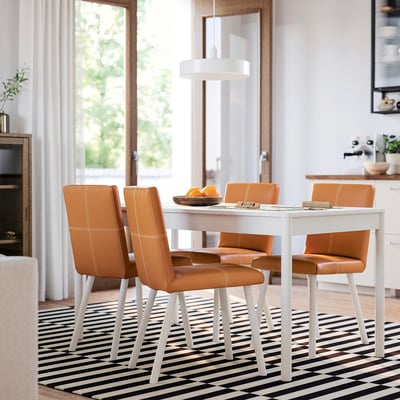 TONSTAD / TONSTAD Table et 4 chaises, blanc cassé/Brun doré Bomstad blanc cassé, 150x80 cm