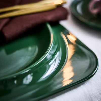 VINTERFINT Assiette, vert foncé, 27x27 cm