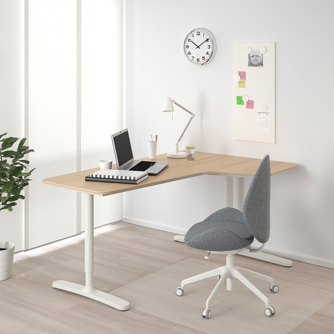 BEKANT Scrivania angolare destra, impiallacciato rovere mord bianco/bianco,  160x110 cm - IKEA Svizzera