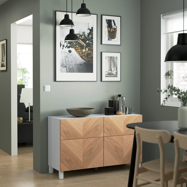 BESTÅ Combinazione + ante/cassetti, bianco/Hedeviken/Stubbarp impiallacciatura di rovere, 120x42x74 cm
