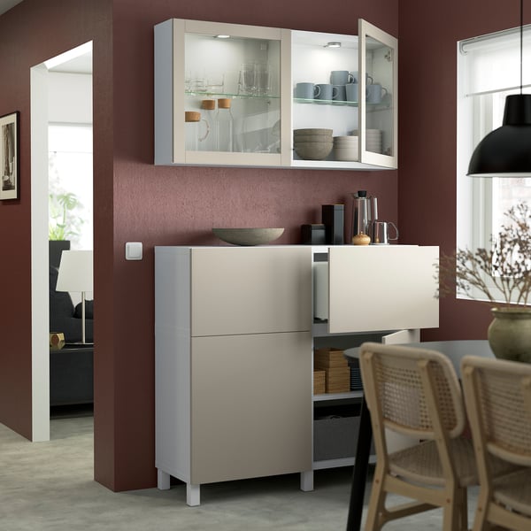 BESTÅ Combinazione + ante/cassetti, bianco Lappviken/Stubbarp/grigio chiaro-beige vetro trasparente, 120x42x213 cm