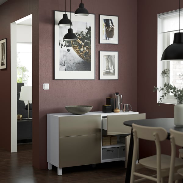 BESTÅ Combinazione + ante/cassetti, bianco/Riksviken/Stubbarp effetto bronzo chiaro, 120x42x74 cm
