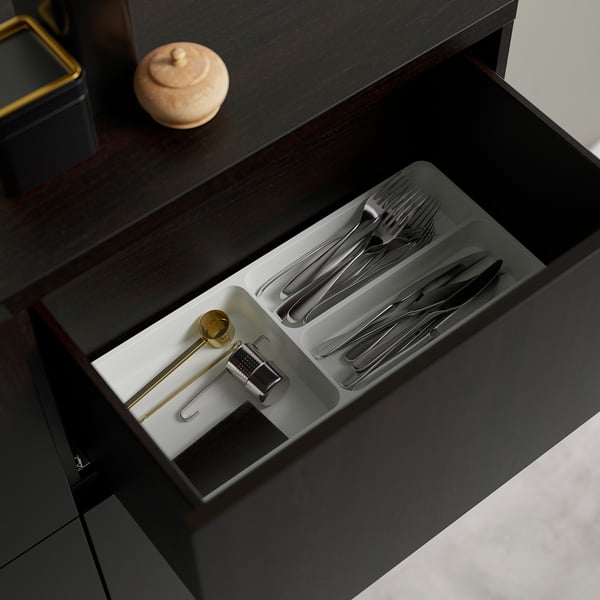 BESTÅ Combinazione + ante/cassetti, marrone-nero Studsviken/Stubbarp/marrone scuro pioppo intrecciato, 120x42x74 cm