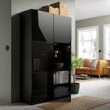 BESTÅ Combinazione con ante a vetro, marrone-nero/Selsviken lucido/vetro fumé nero, 120x42x193 cm