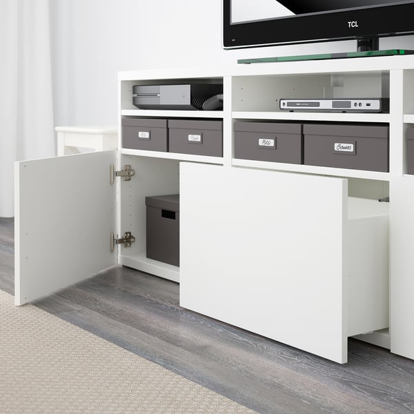 BESTÅ Combinazione TV/ante a vetro, bianco/Lappviken vetro trasparente bianco, 180x42x192 cm