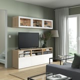 BESTÅ Combinazione TV/ante a vetro, effetto rovere con mordente bianco/Selsviken lucido/vetro trasparente bianco, 180x42x192 cm