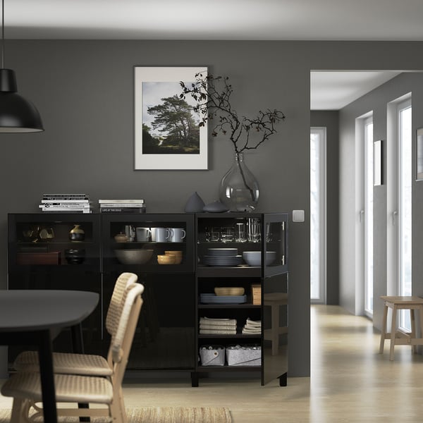 BESTÅ Mobile con ante, marrone-nero Selsviken/Glassvik lucido/vetro trasparente nero, 180x42x112 cm