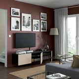 BESTÅ Mobile TV con ante, marrone-nero/Lappviken grigio chiaro/beige, 180x42x38 cm