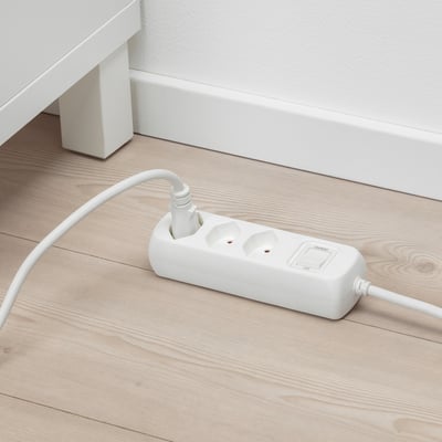 KOPPLA Multipresa 3 uscite e interruttore, con messa a terra/bianco, 1.5 m