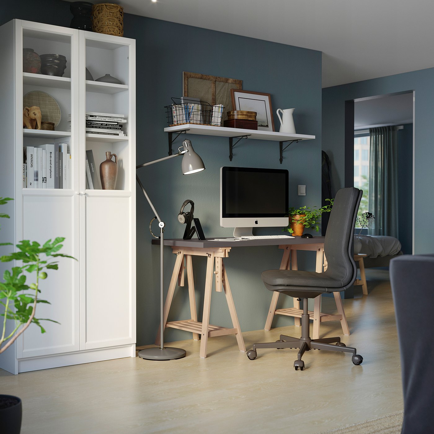 LAGKAPTEN / MITTBACK Scrivania, grigio scuro/betulla, 140x60 cm - IKEA  Svizzera