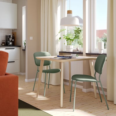 LISABO / VIHALS Tavolo e 2 sedie, impiallacciatura di frassino/verde Tibbleby grigio/verde, 88 cm