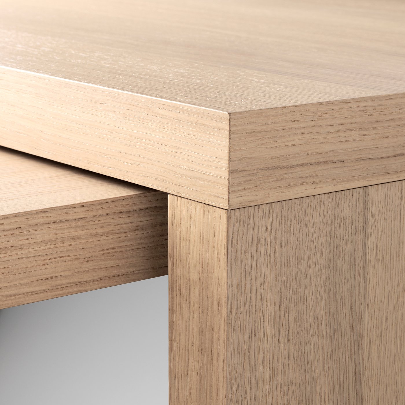 MALM Scrivania con piano estraibile, impiallacciato rovere mord bianco,  151x65 cm - IKEA Svizzera