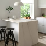 MÖCKLARP Piano di lavoro su misura, opaco bianco sporco/effetto marmo porcellana ad alta pressione, 1 m²x2.0 cm